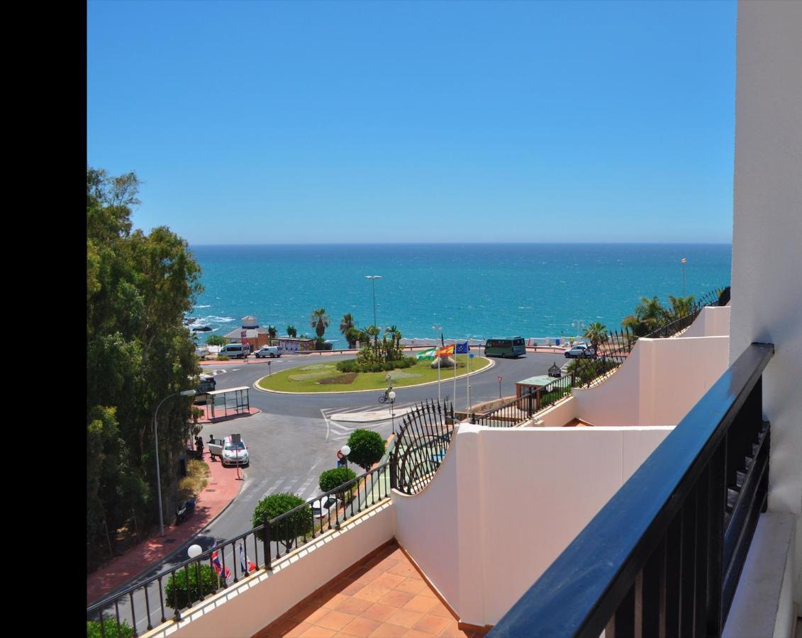 Apart-hotel First Flatotel International